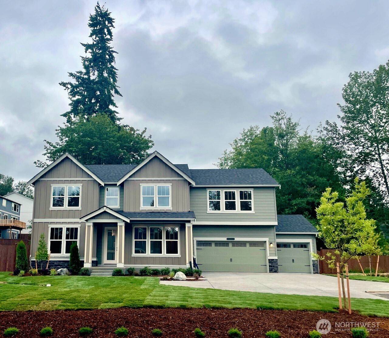 13225 164th AVE SE #203, Renton, WA 98059