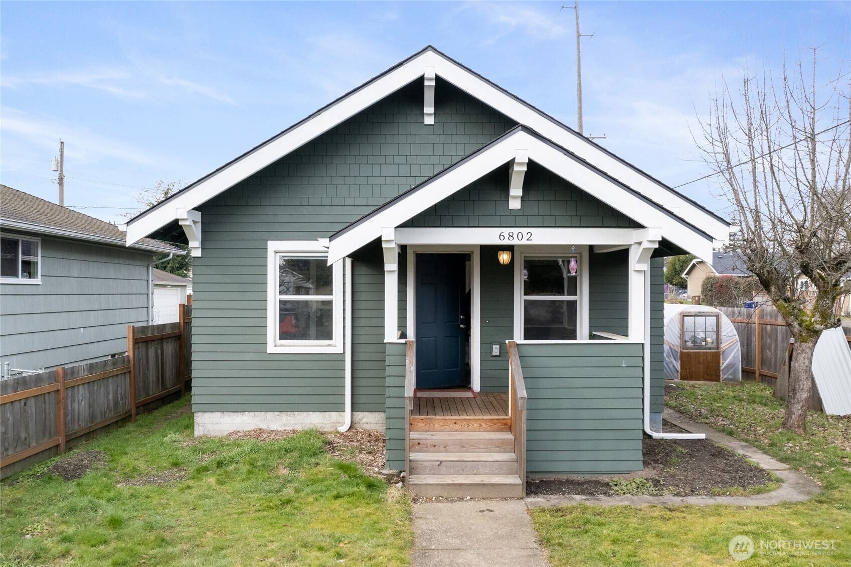 6802 S Lawrence ST, Tacoma, WA 98409
