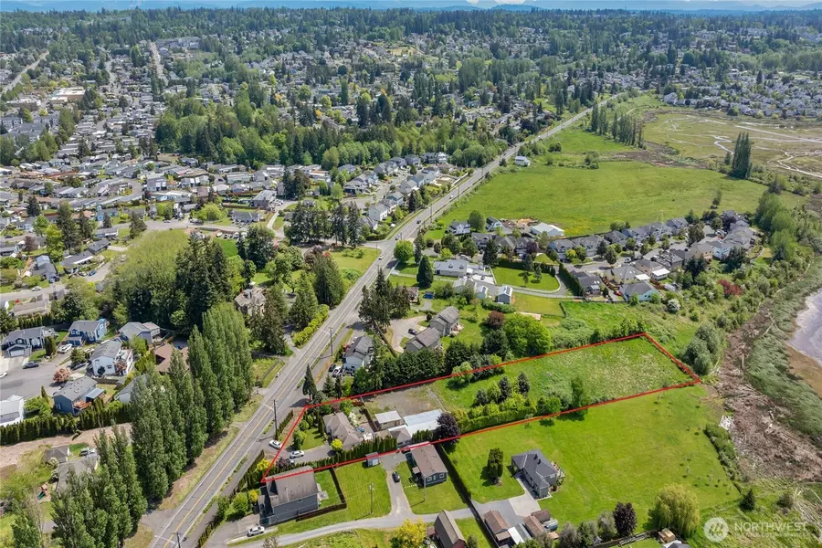 5528 61st ST NE, Marysville, WA 98270
