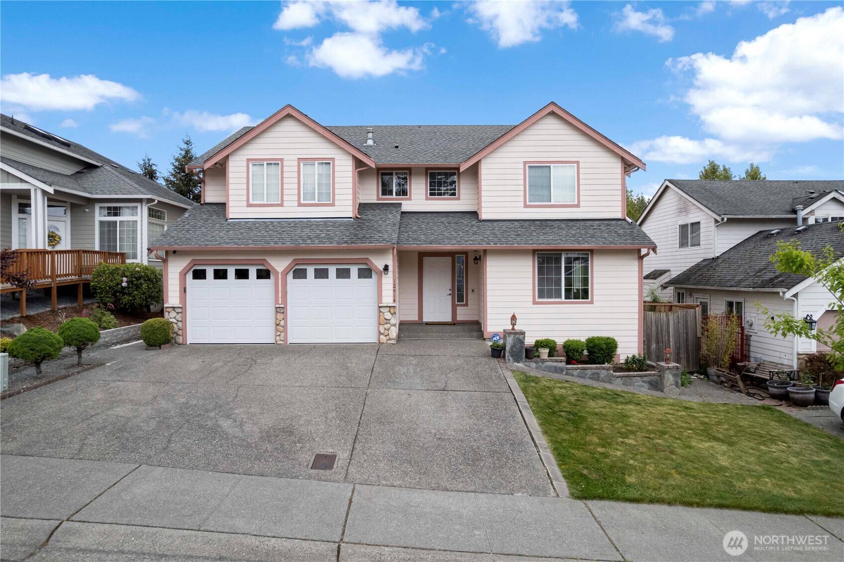 12414 SE 238th PL, Kent, WA 98031