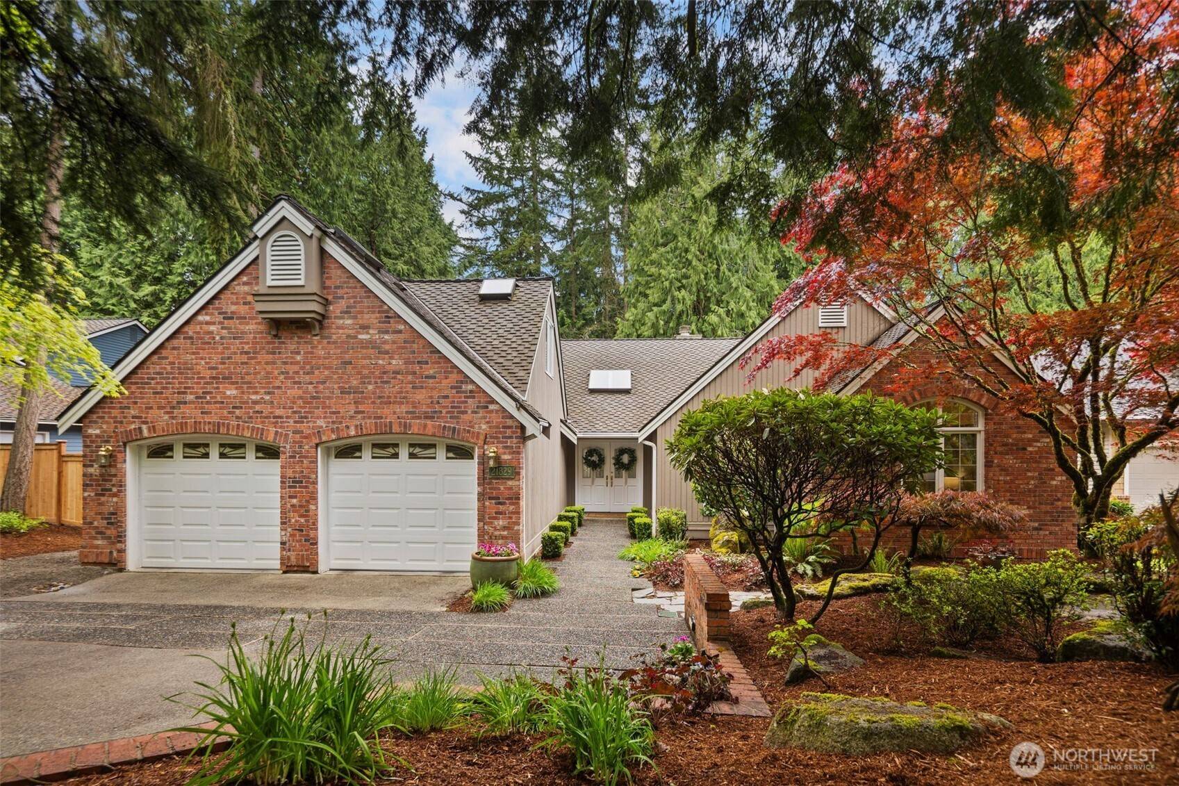 21829 NE 30th PL,  Sammamish,  WA 98074