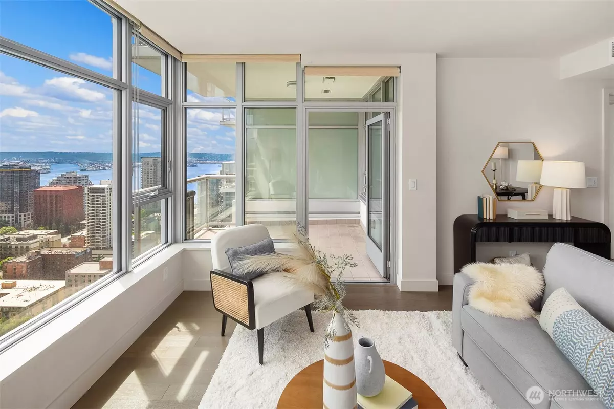 Seattle, WA 98121,583 Battery ST #3607N