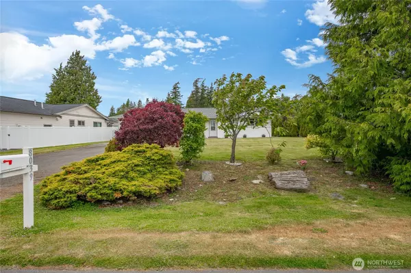 Blaine, WA 98230,8039 Niska RD