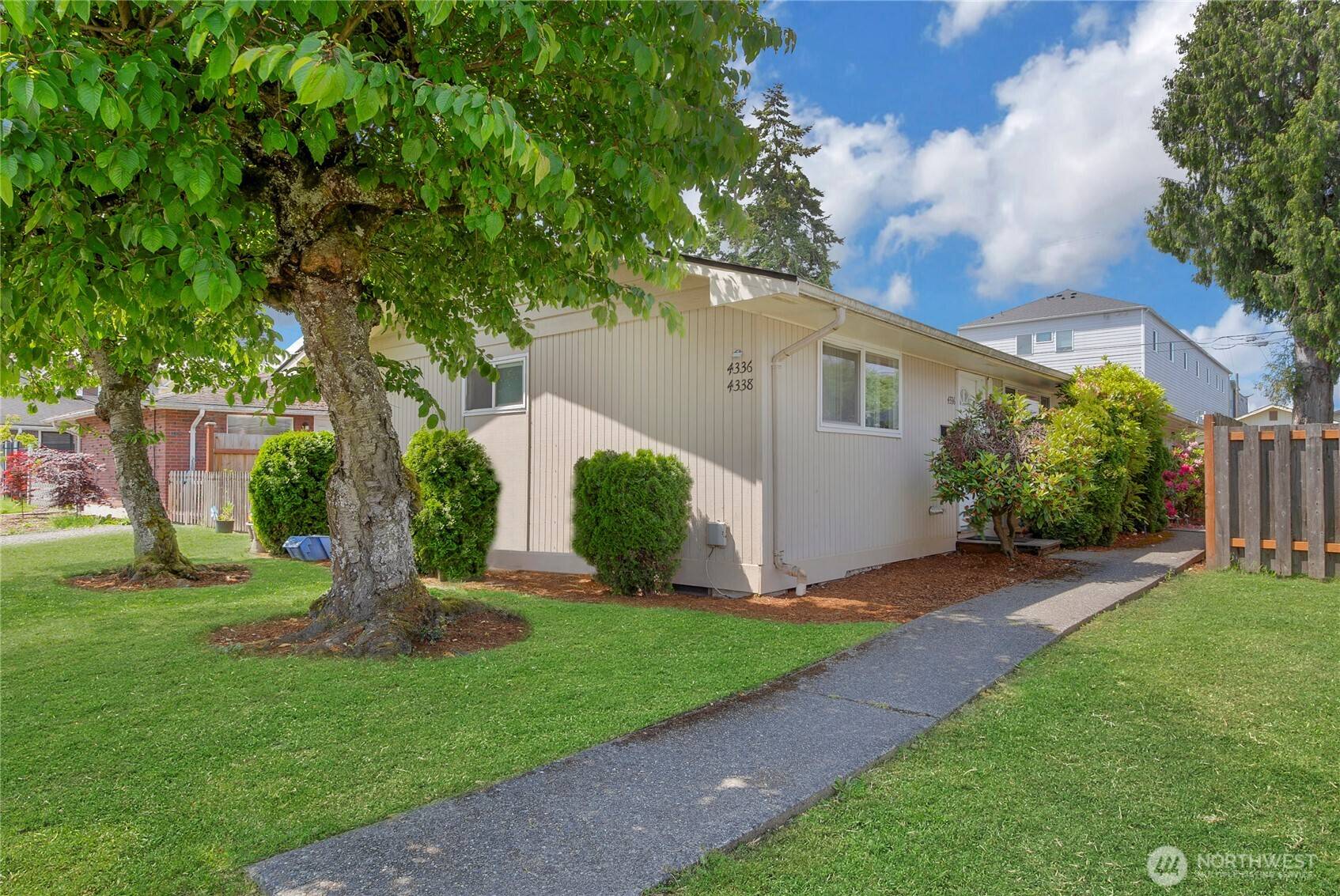 4336 4338 S Junett ST, Tacoma, WA 98409