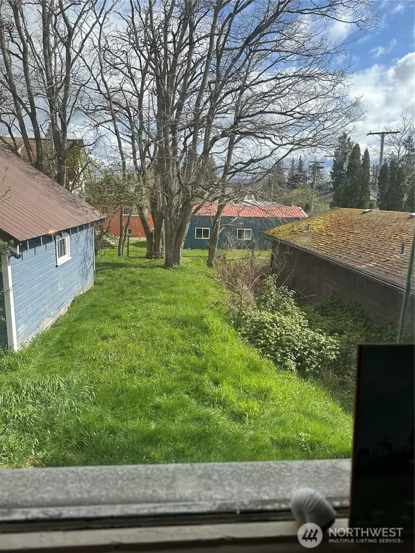 Bellingham, WA 98225,1205 E Maple ST