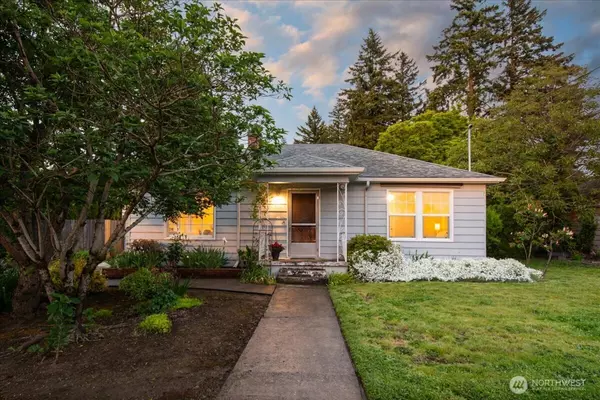 706 SE 135 AVE, Portland, OR 97233