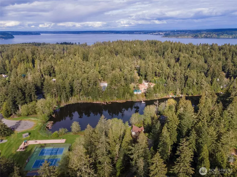 10915 Mathews WAY, Anderson Island, WA 98303