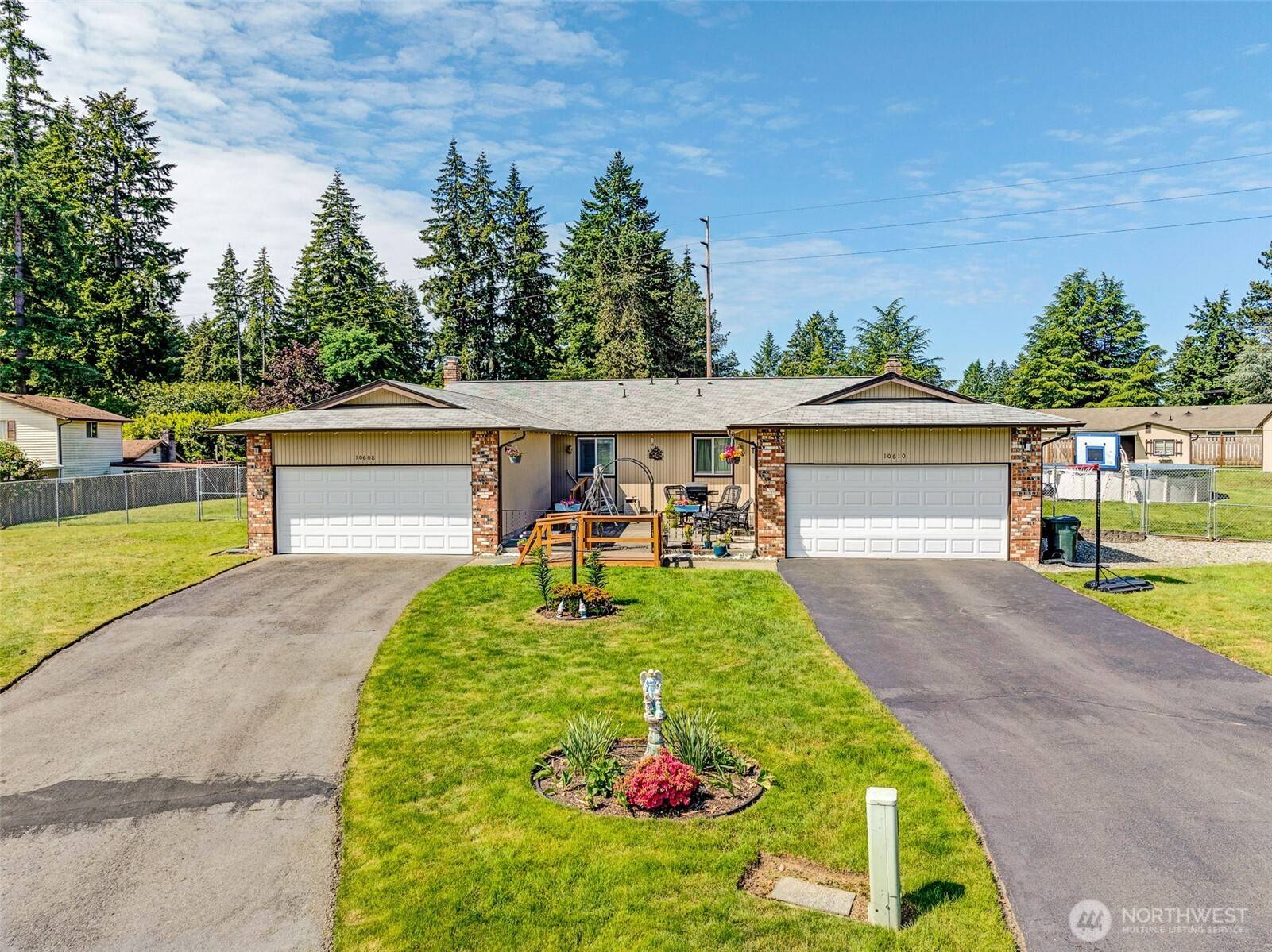 10610 - 10608 109th ST SW, Lakewood, WA 98498