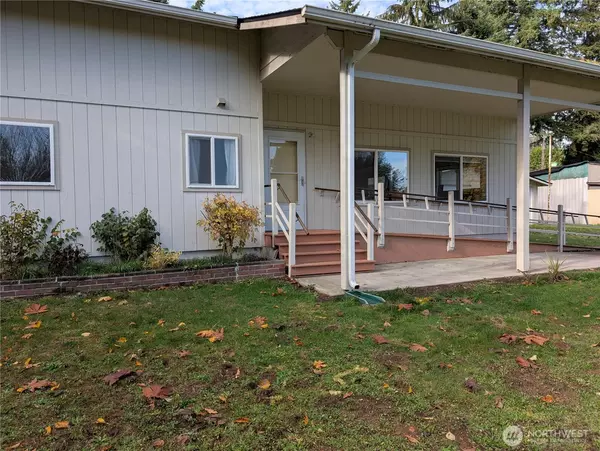 1003 Irving ST SW, Tumwater, WA 98512