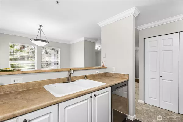 Federal Way, WA 98023,33020 10th AVE SW #Y304