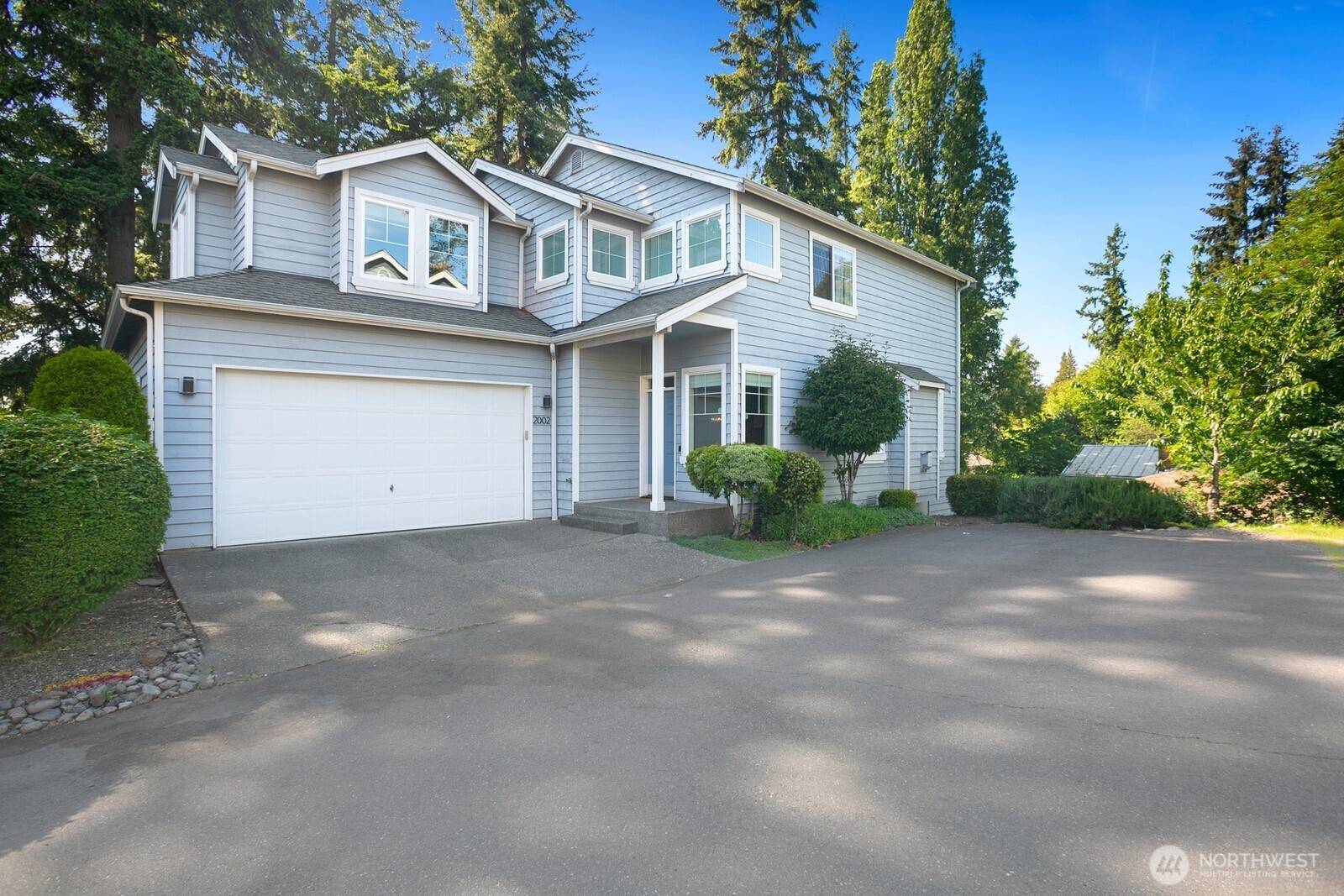 2002 NE 18th PL, Renton, WA 98056
