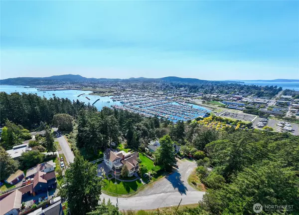 Anacortes, WA 98221,303 7th ST