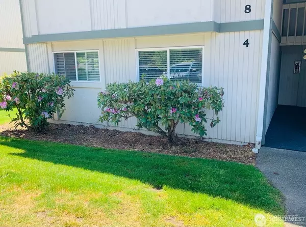 427 S 325th PL #V4, Federal Way, WA 98003