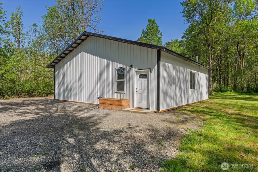 637 Smokey Valley RD, Toledo, WA 98591