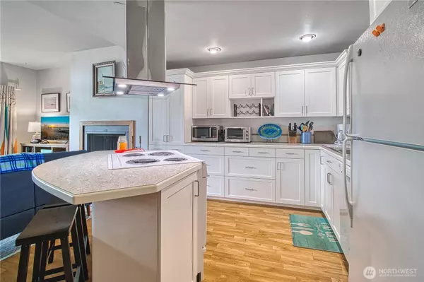 Blaine, WA 98230,7806 Birch Bay Dr #1007