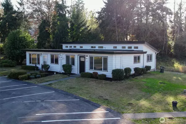 814 5th ST #8141, Steilacoom, WA 98388