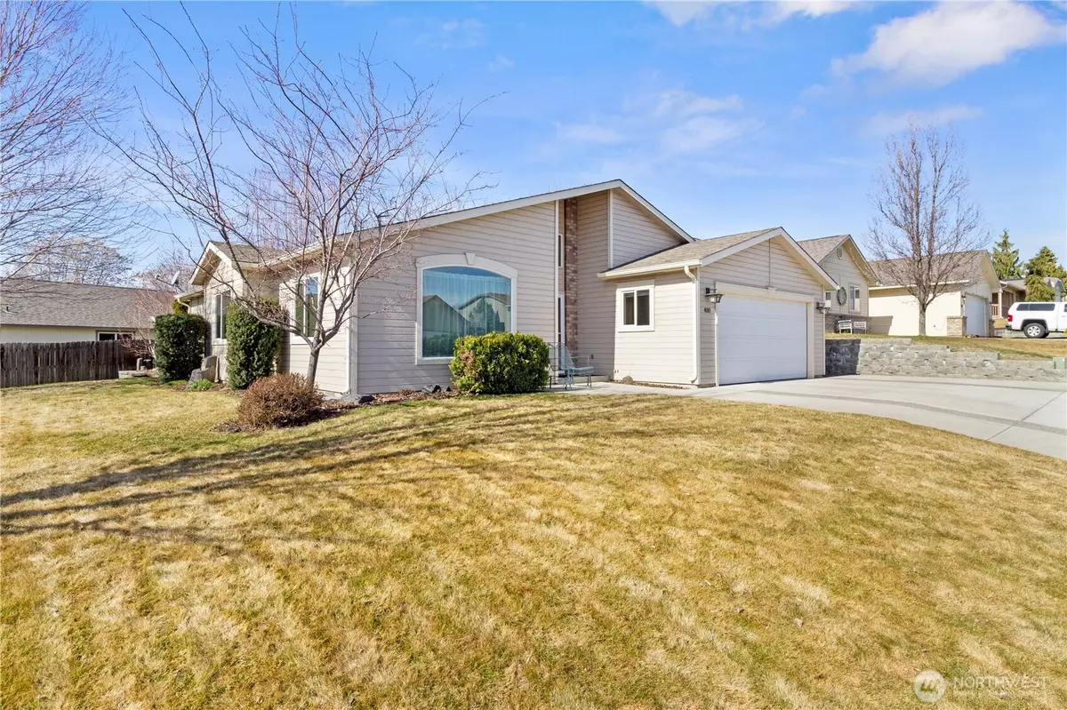 Zillah, WA 98953,400 Concord LN
