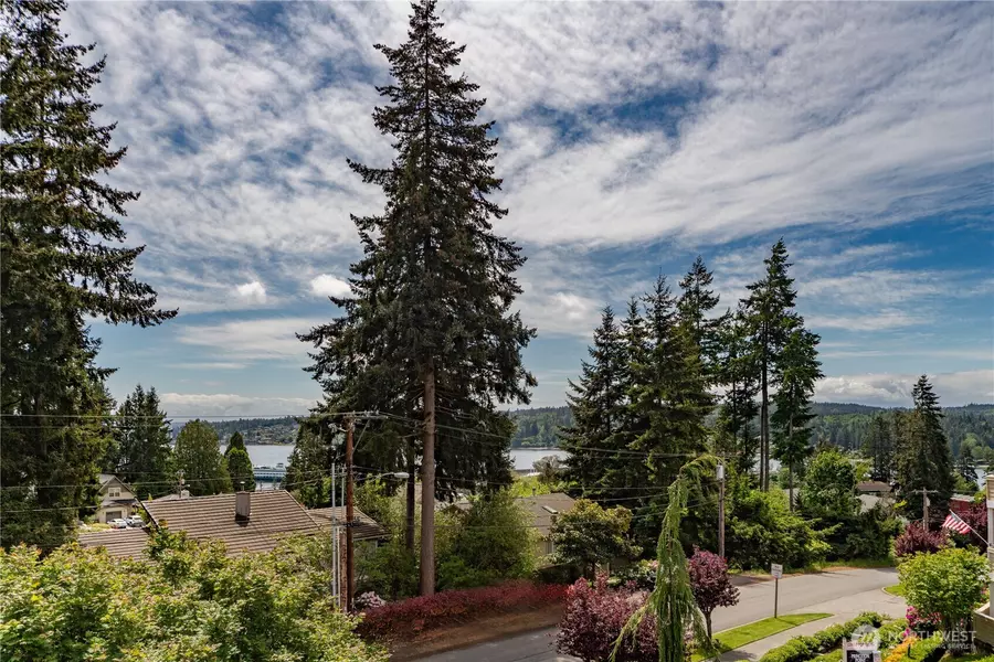 26425 Pennsylvania Ave NE #12, Kingston, WA 98346