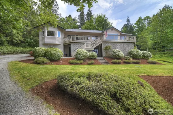 2660 NW Canal View WAY, Poulsbo, WA 98370