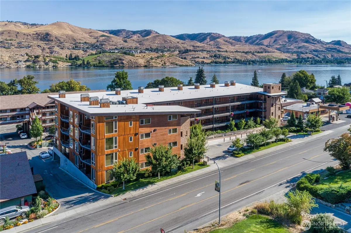 Chelan, WA 98816,2220 W Woodin AVE #210