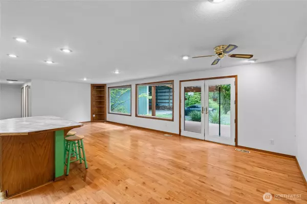 Olympia, WA 98512,4205 Delphi RD SW