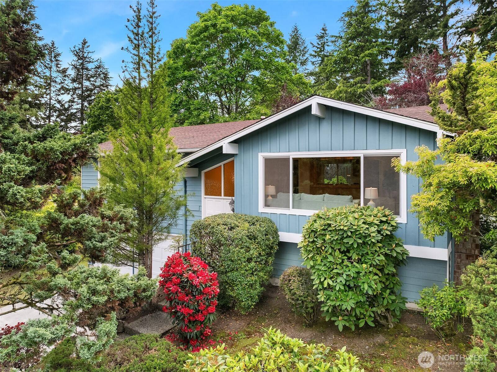 13507 93rd CT NE, Kirkland, WA 98034