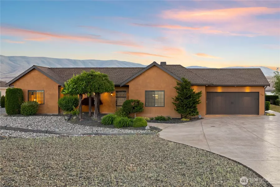 510 Lakeside WAY SW, Mattawa, WA 99349
