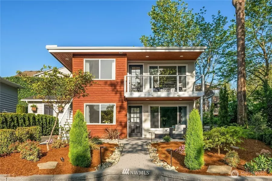 744 -746 3rd ST S, Kirkland, WA 98033