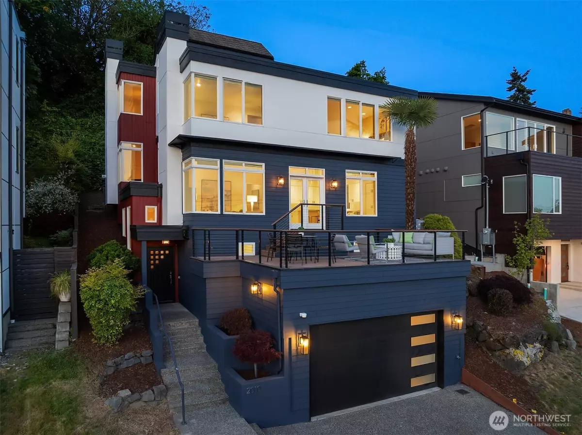 Seattle, WA 98144,2010 28th AVE S