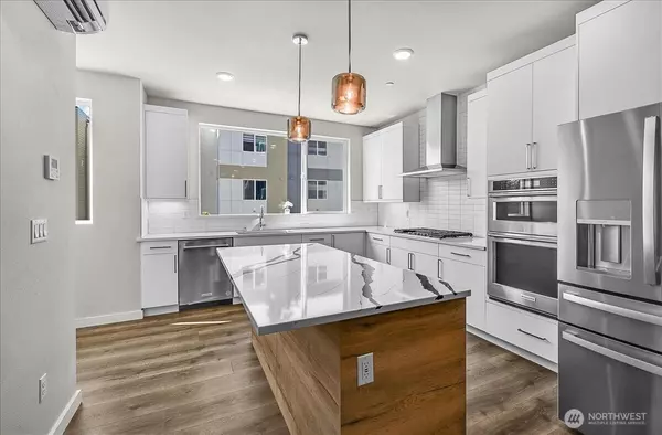 Bothell, WA 98011,8922 NE 173rd PL #A