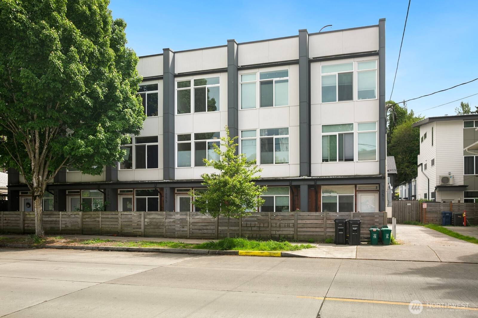 1055 S Cloverdale, Seattle, WA 98108