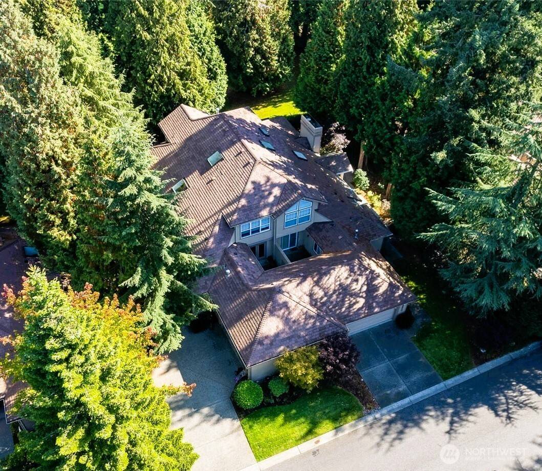 9042 Gleneagle DR, Blaine, WA 98230