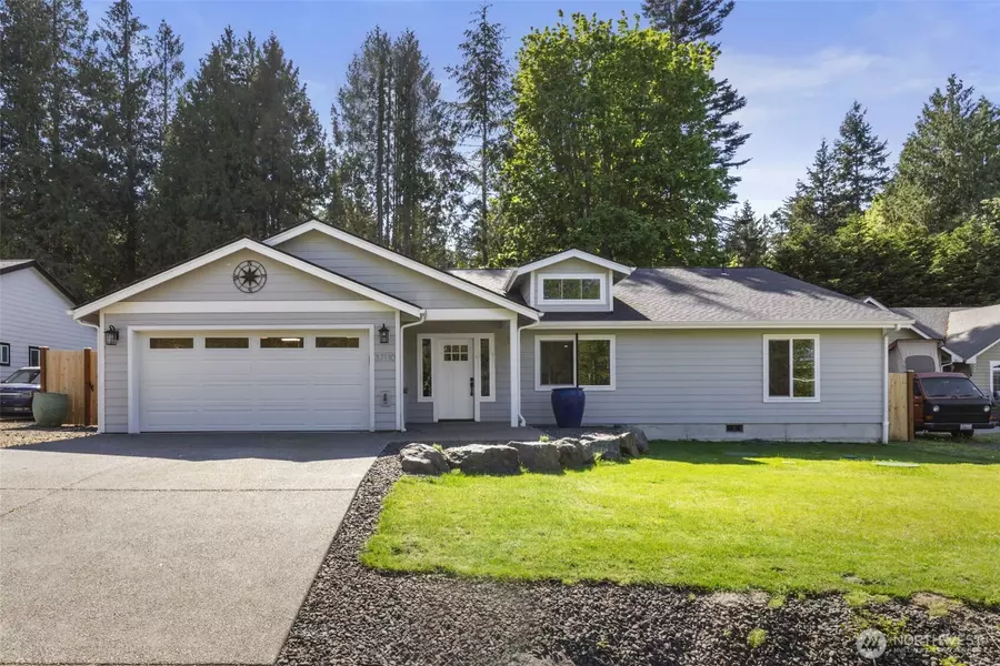 37110 Bay ST NE, Hansville, WA 98340