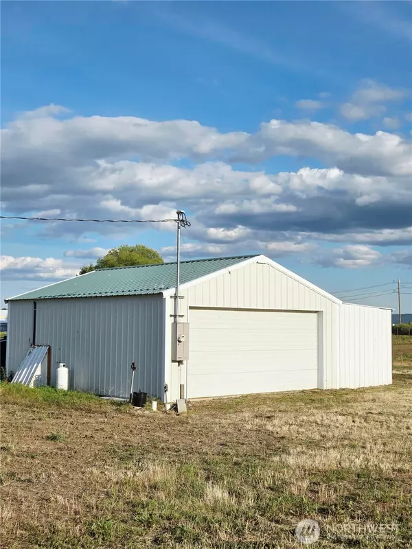 Thorp, WA 98946,300 Wade RD