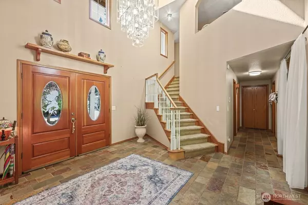 Lacey, WA 98503,5990 6th AVE SE