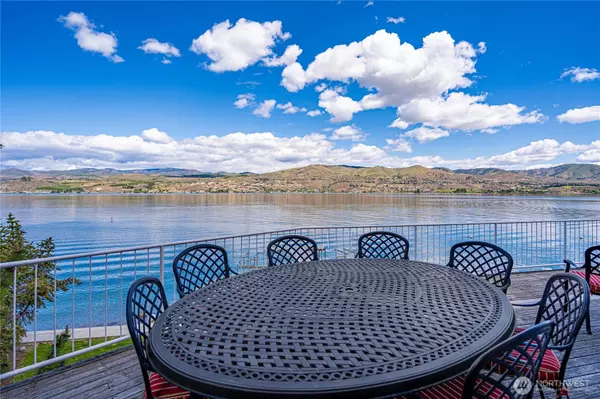 Chelan, WA 98816,4270 US Hwy 97A