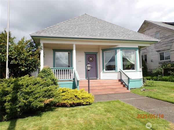 214 W 1st ST, Aberdeen, WA 98520