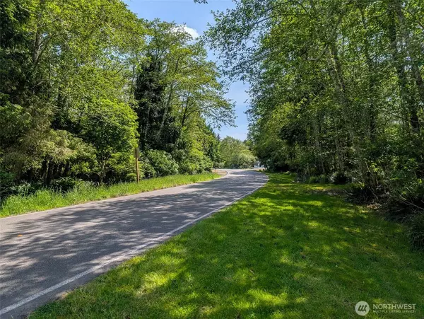 242 Duck Lake DR NE, Ocean Shores, WA 98569