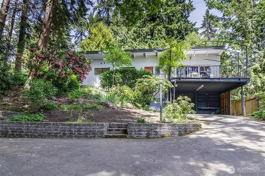 3702 NE 180th ST, Lake Forest Park, WA 98155