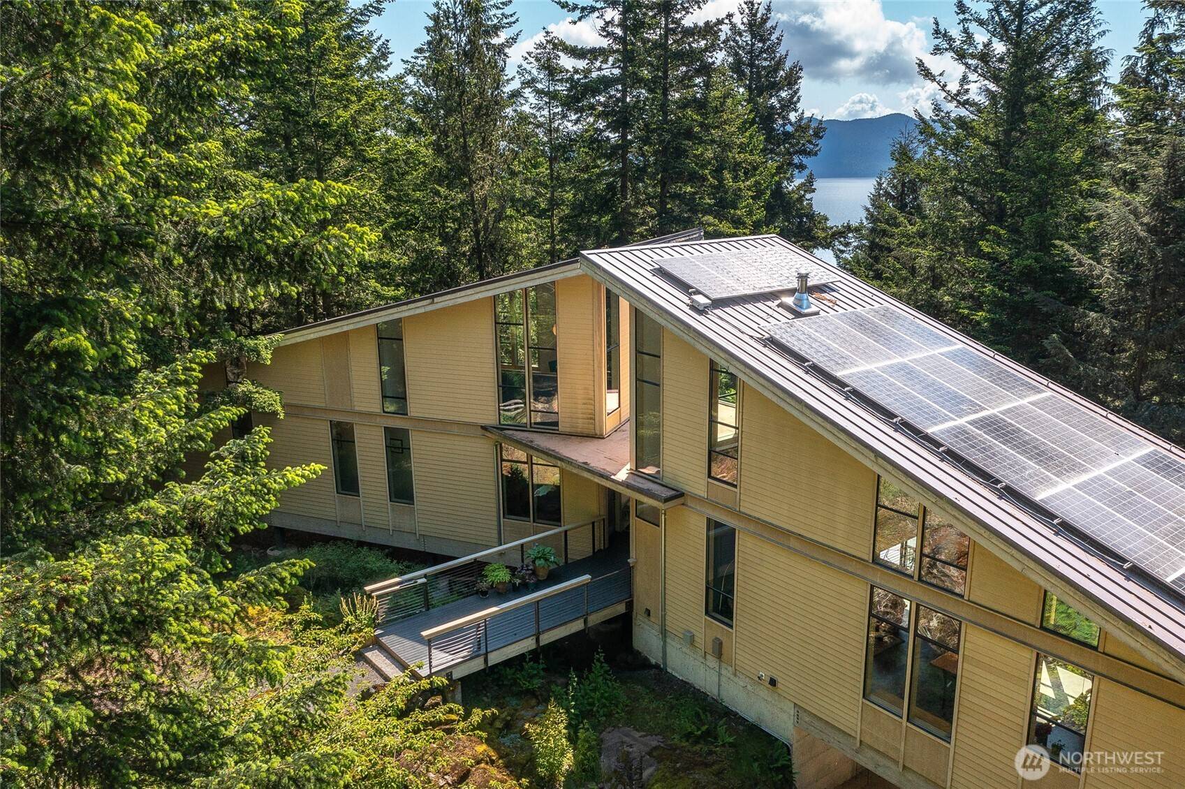 808 Pioneer Hill RD, Orcas Island, WA 98279