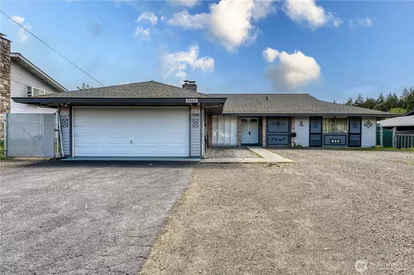 3388 SE Tamarack DR, Port Orchard, WA 98366