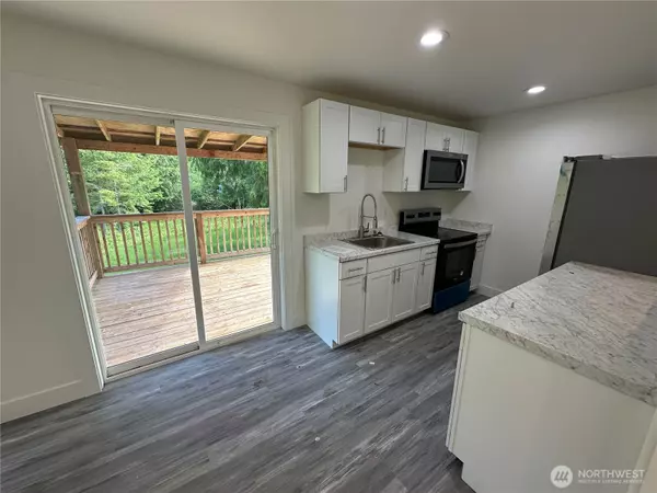 Port Orchard, WA 98366,7041 E Washington ST