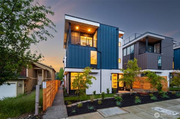 8825 Wallingford AVE N, Seattle, WA 98103