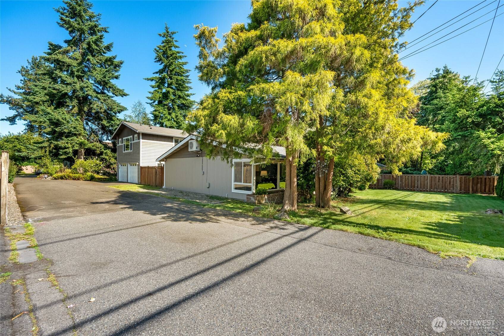 18008 Ashworth AVE N, Shoreline, WA 98133