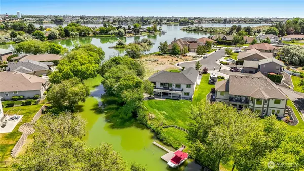 Moses Lake, WA 98837,800 S Camas Pl