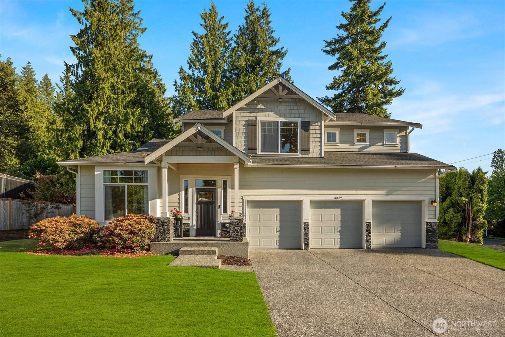 18629 44th AVE W, Lynnwood, WA 98037