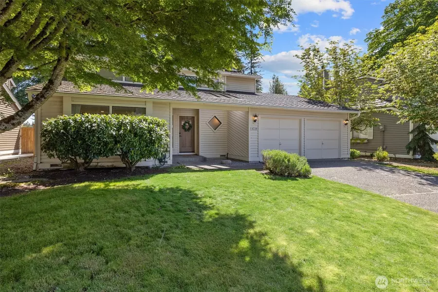 4220 242nd AVE SE, Sammamish, WA 98029