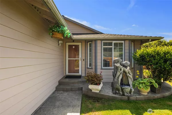 6206 72nd ST NE, Marysville, WA 98270