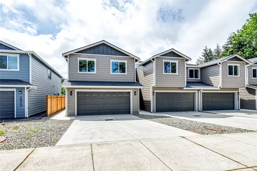 204 Creekside DR, Port Angeles, WA 98362