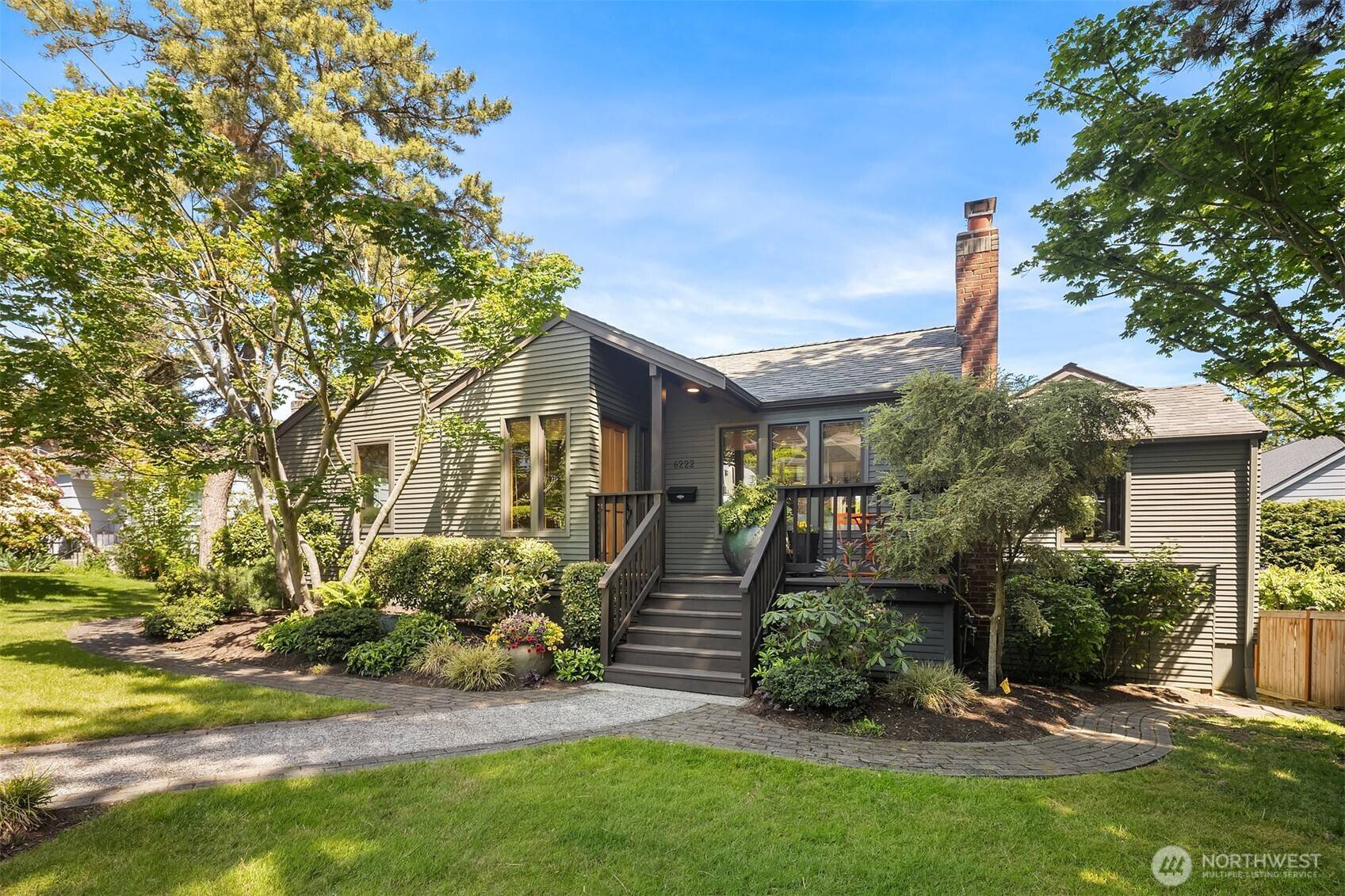 6222 52nd AVE NE, Seattle, WA 98115